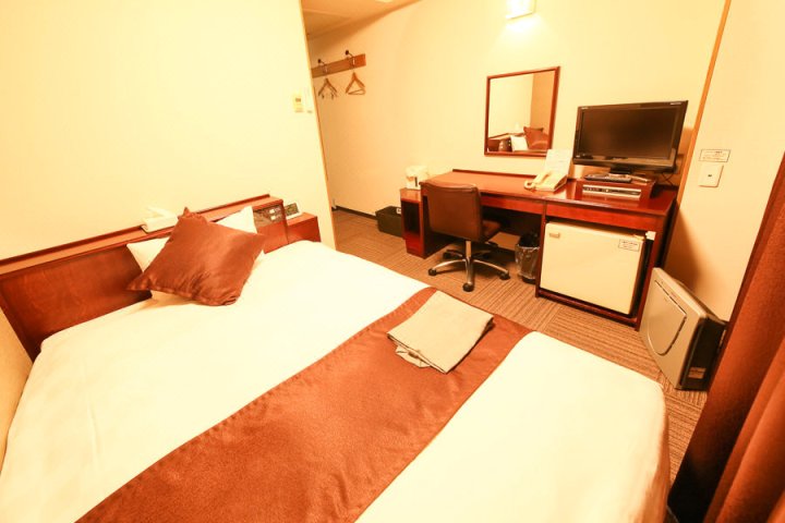 彦根艺术酒店(Hikone Art Hotel)