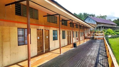 婆罗洲部族村酒店(Borneo Tribal Village)