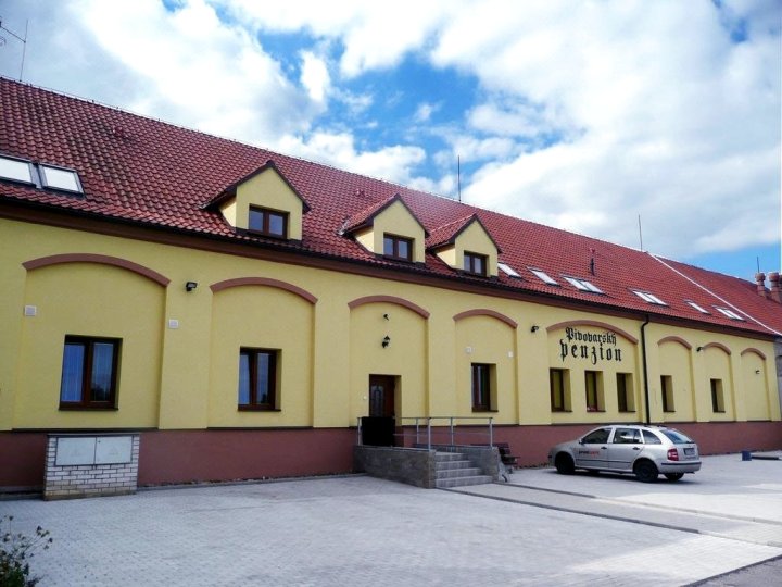 希尼皮沃瓦斯基酒店(Pivovarsky Penzion Chyně)