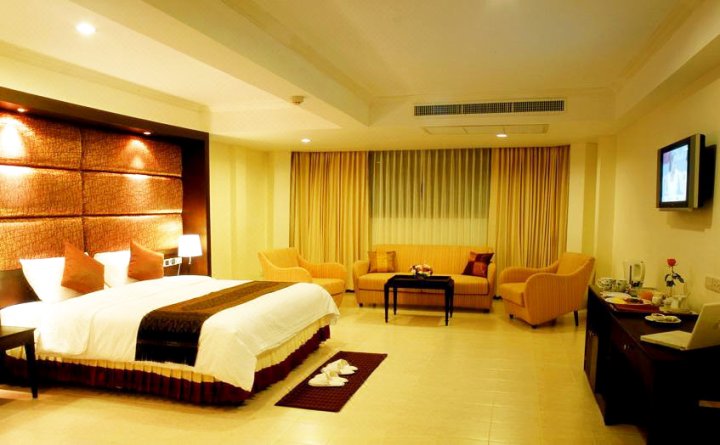芭堤雅皇家兰花大酒店(Royal Orchid Resort Pattaya)