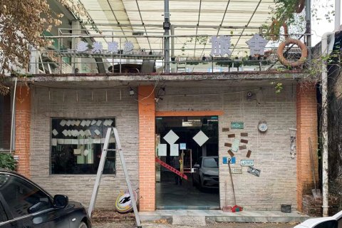 东兴多米踏沙旅舍