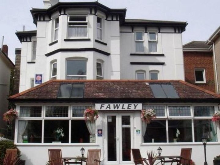 福莱酒店(The Fawley)