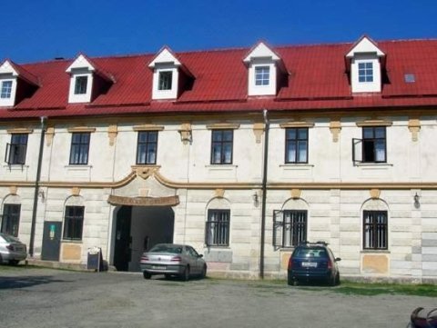 瓦拉斯库夫格伦特酒店(Hotel Valaskuv Grunt)