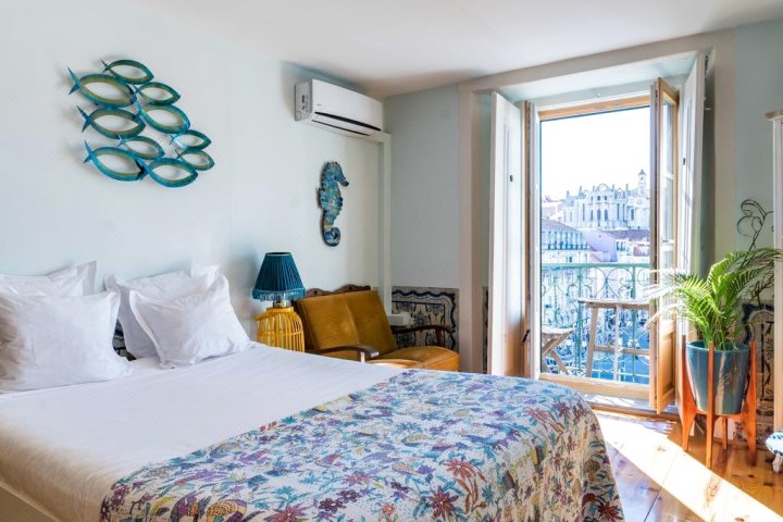 Charming Apartments in The Heart of Lisbon
