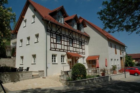 布龙嫩公寓(Ferienhaus am Brunnen)
