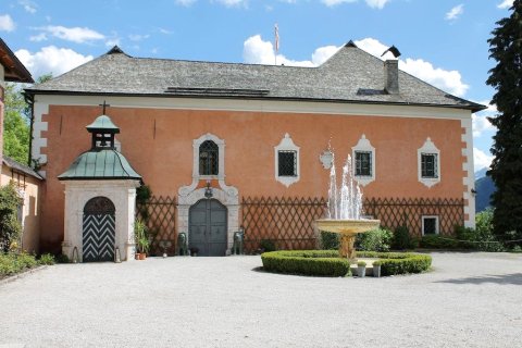 Ferienwohnungen Schloss Wasserleonburg