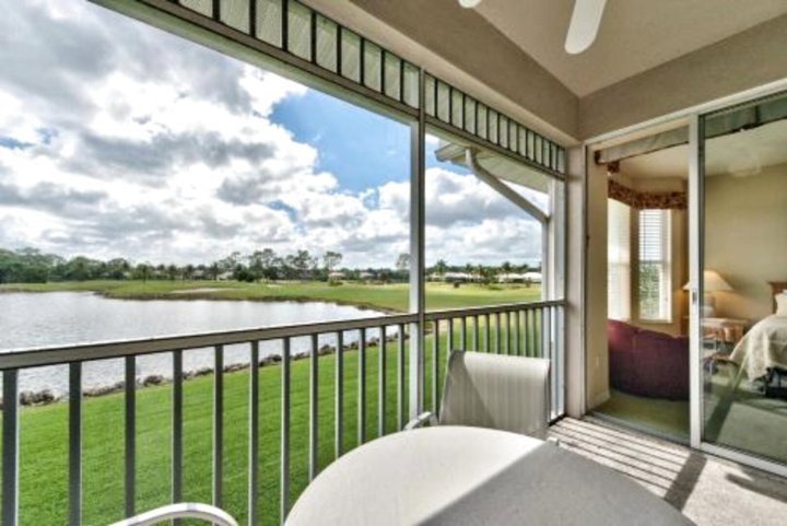 Solterra Golf Condo at the Lely Resort