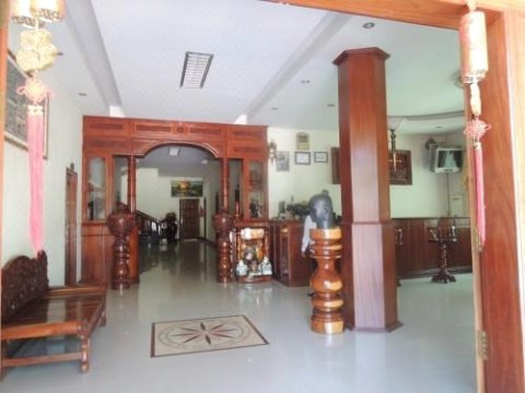 索万蓬酒店及餐厅(Sovann Phum Hotel and Restaurant)