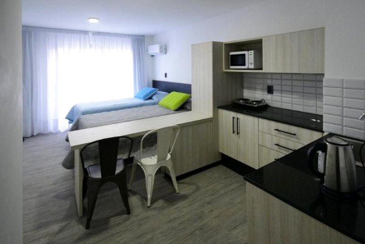 吉哈诺套房公寓酒店(Quijano Aparts & Suites)