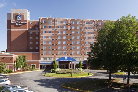 乌马萨洛厄尔会议酒店(UMass Lowell Inn and Conference Center)