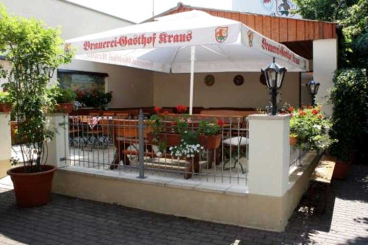 布拉恩克拉斯酒店(Brauerei Gasthof Kraus)