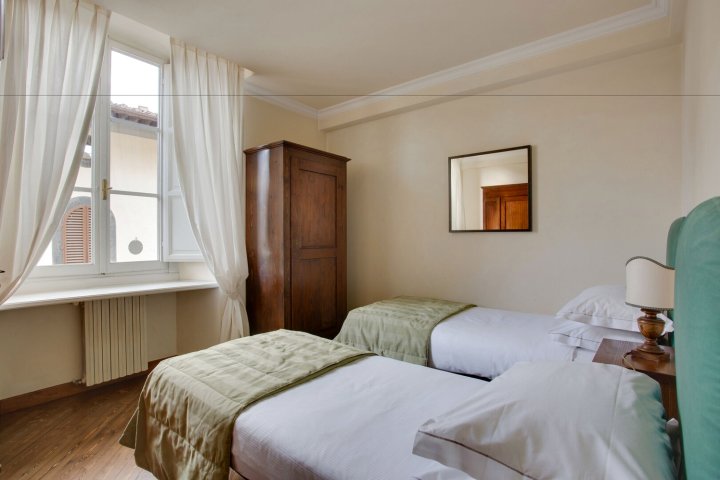 巴拉佐萨维亚迪家庭公寓(Family Apartments Palazzo Salviati)