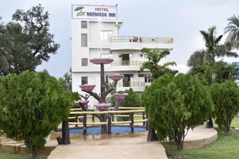 Hotel Narmada Inn