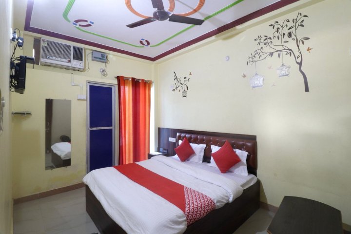 Bliss Paying Guest House