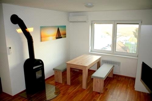 滨湖新锡德尔带屋顶露台公寓(Appartement Neusiedl am See mit Dachterrasse)