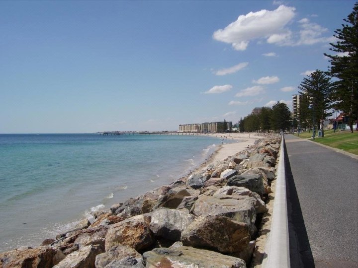 格雷尔海风住宿加早餐旅馆(Glenelg Sea-Breeze)