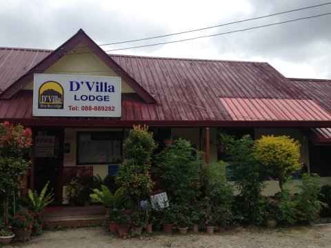 里那利亚别墅旅馆(D'Villa Rina Ria Lodge)