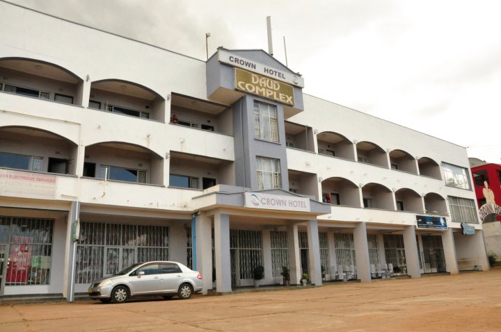 利隆圭皇冠酒店(Crown Hotel Lilongwe)