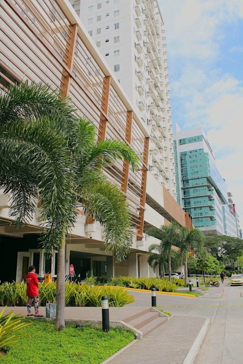 阿维达大楼宿务背包克出租酒店(Avida Towers by Cebu Backpackers Rentals)