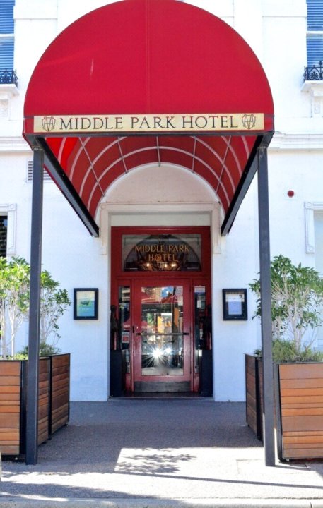 米多百乐酒店(Middle Park Hotel)