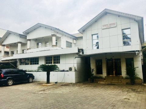 白宫酒店及会议中心(Whitehouse Hotels & Conference Centre)