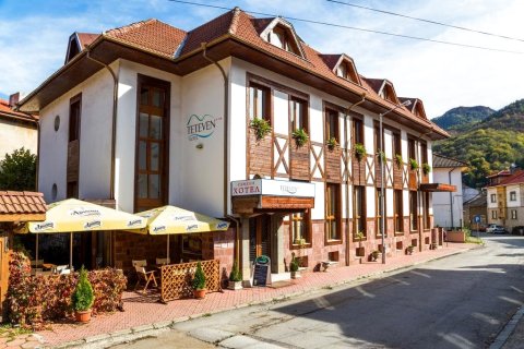 Family Hotel Teteven