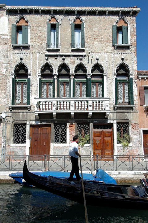 帕拉佐欧多尼酒店(Palazzo Odoni)