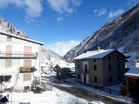 瓦雷德比托餐厅酒店(Hotel Ristorante Valle Del Bitto)