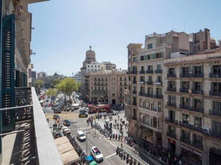 拉姆布拉加泰罗尼亚出租公寓(Rent Top Apartments Rambla Catalunya)