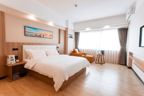 自由空间酒店(厦门高崎国际机场湖里万达店)