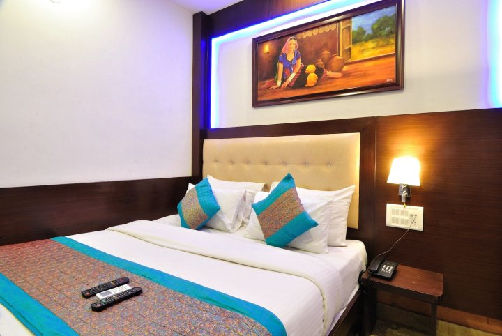 尼尔默尔玛哈酒店 - 入住客房酒店(Hotel Nirmal Mahal 5 Min Walk from New Delhi Railway Station)