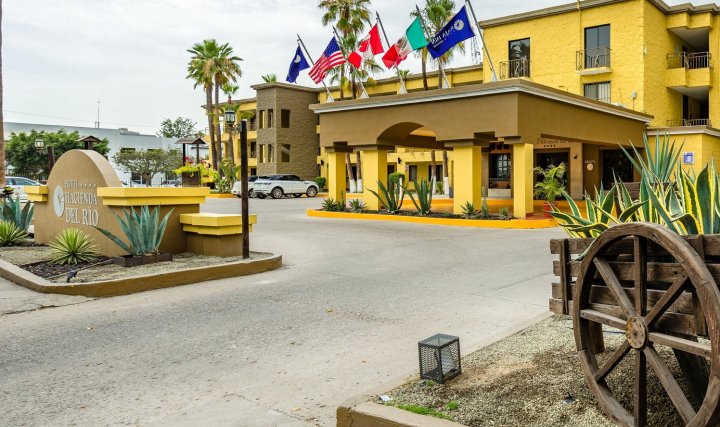 哈仙达德尔里奥酒店(Hotel Hacienda Del Rio Baja Inn Hoteles)