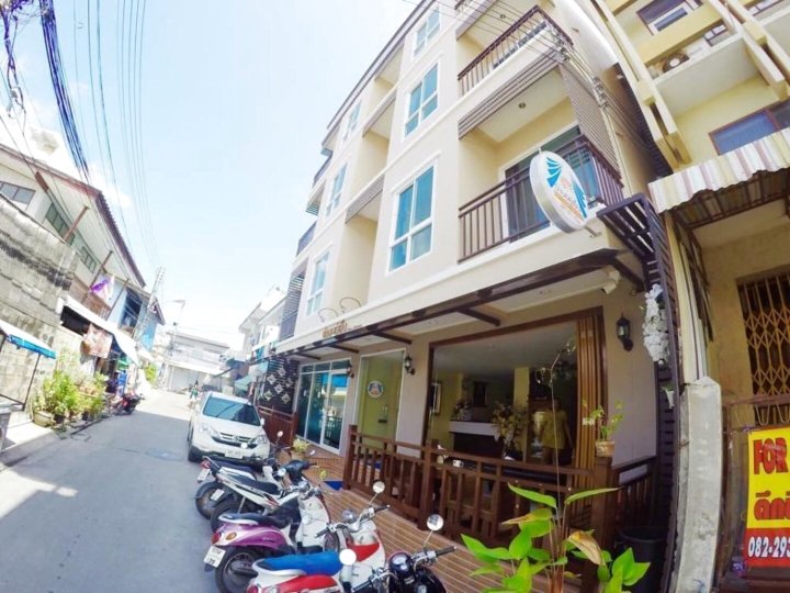 华欣班优岩 57 号酒店(Baan Yooyen Hua Hin 57)