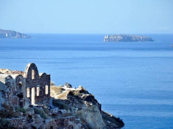 伊亚圣伊里尼那诺别墅(Santa Irini Nano Oia Villa)