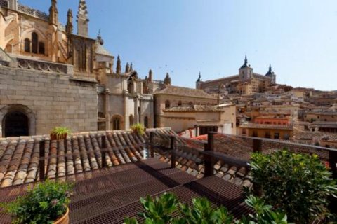 西斯内罗斯旅馆(Hospederia Casa de Cisneros)