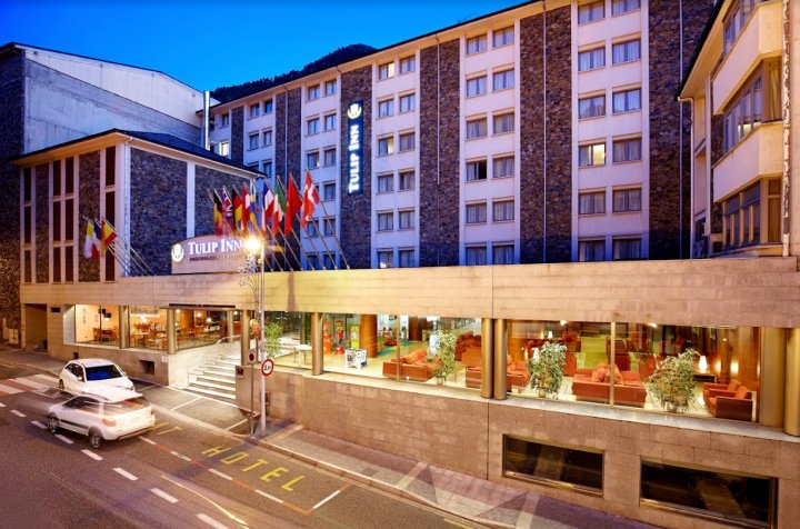 安道尔迪芙斯郁金香酒店(Tulip Inn Andorra Delfos)