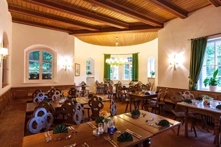 纽施瓦斯泰恩城堡餐厅(Schlossrestaurant Neuschwanstein)