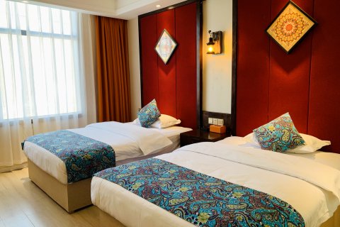 康定白云间酒店(新都桥店)