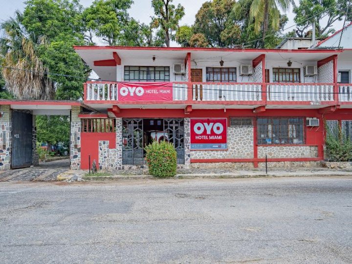 OYO 迈阿密阿卡普高酒店(OYO Hotel Miami Acapulco)