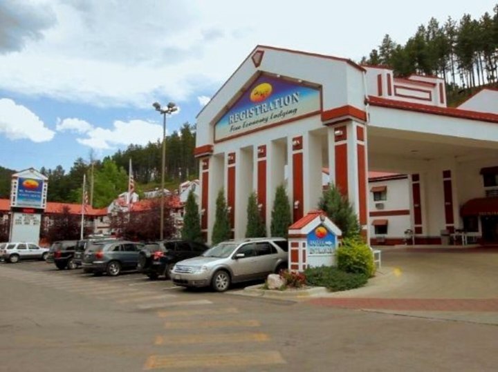 拱心石拉什穆尔山附近温德姆华美达酒店(Ramada by Wyndham Keystone Near Mt Rushmore)