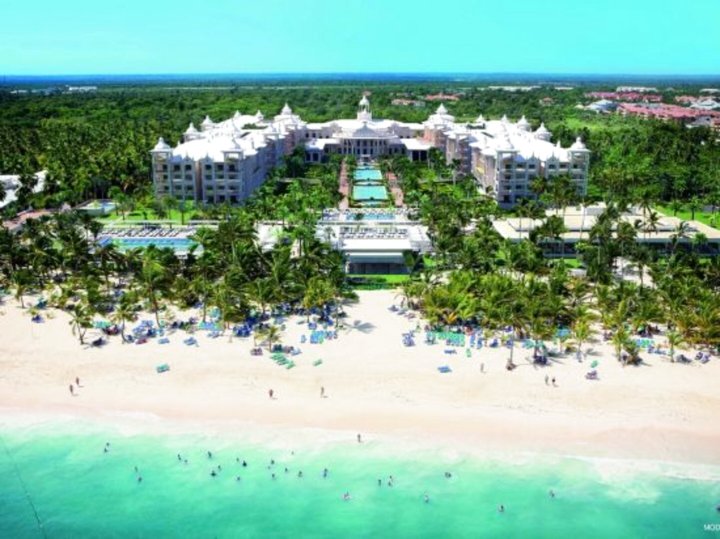 多米尼加共和国蓬塔卡纳全包酒店(RIU Palace Punta Cana All Inclusive)