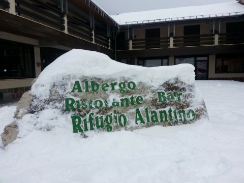 阿兰蒂诺里弗焦酒店(Hotel Rifugio Alantino)