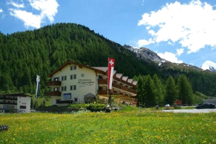 Country Wellnesshotel Bündnerhof