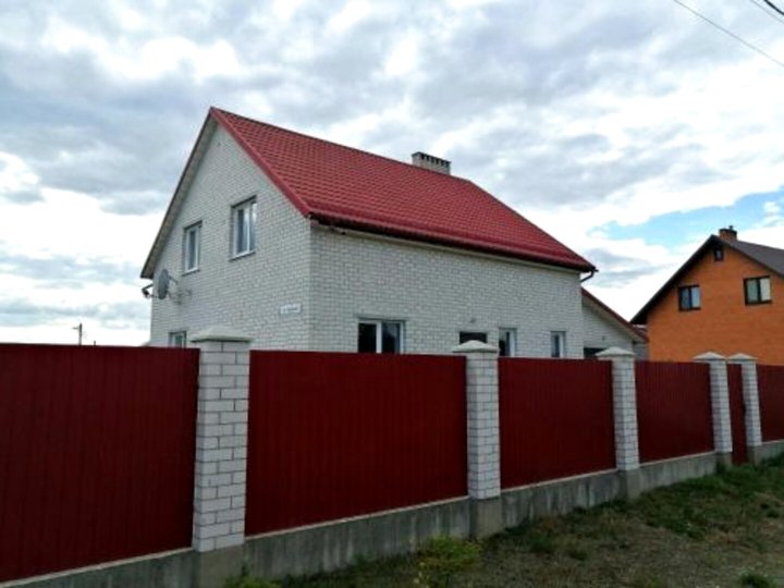 Cottage at Utrennyaya Street