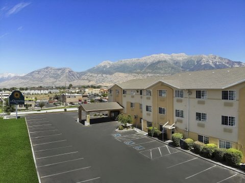 北奥勒姆温德姆拉昆塔套房酒店(La Quinta by Wyndham North Orem)