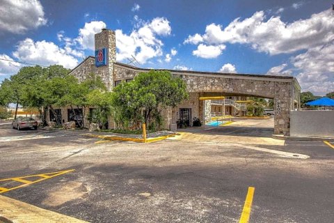 圣安东尼奥西北6号汽车旅馆 - 医疗中心(Motel 6-San Antonio, TX - Northwest Medical Center)