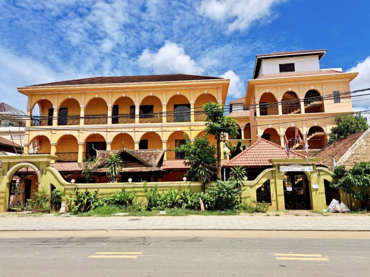 暹粒托托努登酒店(Den Hotel Totonou Siem Reap)