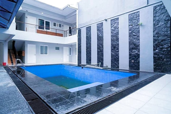 KoolKost Syariah Near Lippo Mall Kemang - Minimum Stay 6 Nights