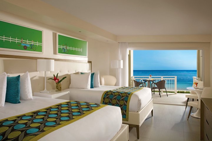 蒙特戈湾海湾光景水疗度假村(Sunscape Cove Montego Bay Resort and Spa)