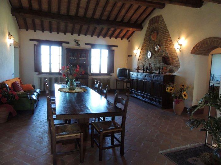 皮亚诺雅农庄酒店(Agriturismo Pianoia)